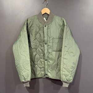 U.S. Military Issue US Air Force CWU-9/P Quilted Liner Jacket XL